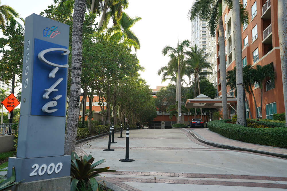 Cite on the Bay East condo main photo